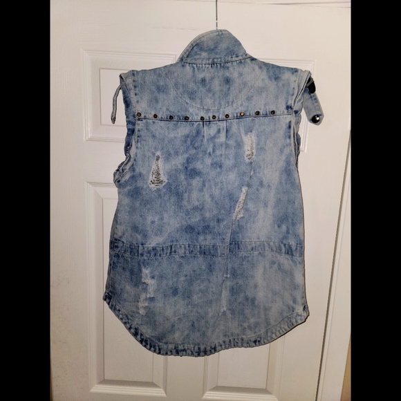 B.P. Collection distressed jean vest - Picture 2 of 5